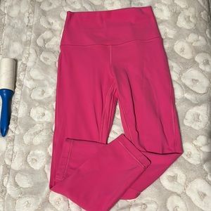 Lululemon ALIGN HR Leggings. 23 inch inseam. Size 4. WORN ONLY ONCE. Perfect.